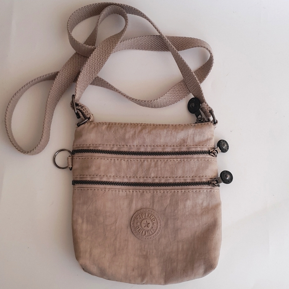 Kipling Alvar Crossbody